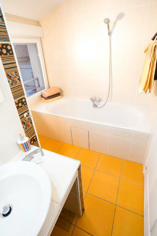Champagne Et Chambres D'Hotes Pierre Trichet Trois-Puits Exteriör bild